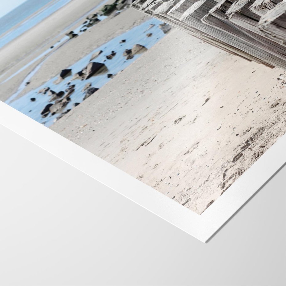 Plakat bez ramy 50x70 - Fale na falochronie nad morzem - morze, falochron