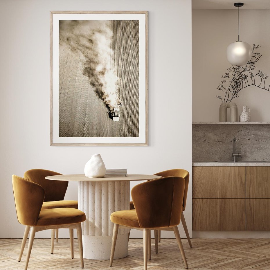 Plakat w ramie 50x70 - Żniwa na Wsi - pole, traktor na polu - rama drewno