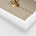 Plakat w ramie 30x40 - Piękno w Detalu - złoty, liść - rama biała