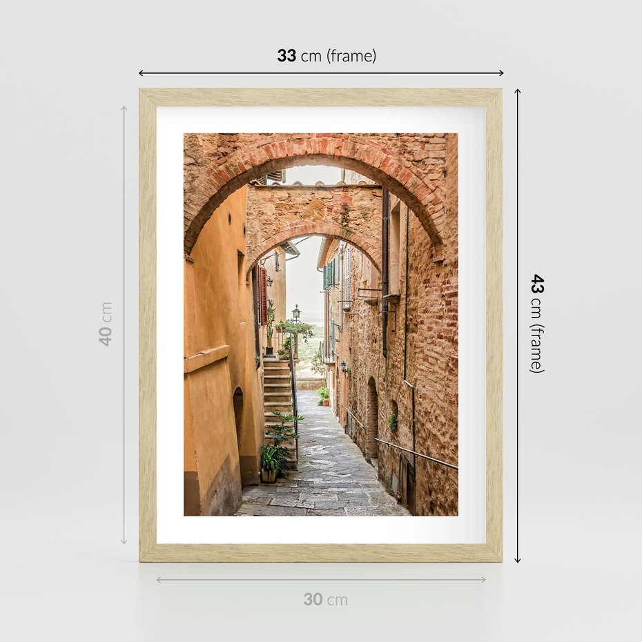 Plakat w ramie 30x40 - Magiczna podróż w głąb miasta - uliczka, perspektywa - rama drewno