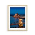 Plakat w ramie 30x40 - Mostowe miasto nocą - miasto, most - rama drewno
