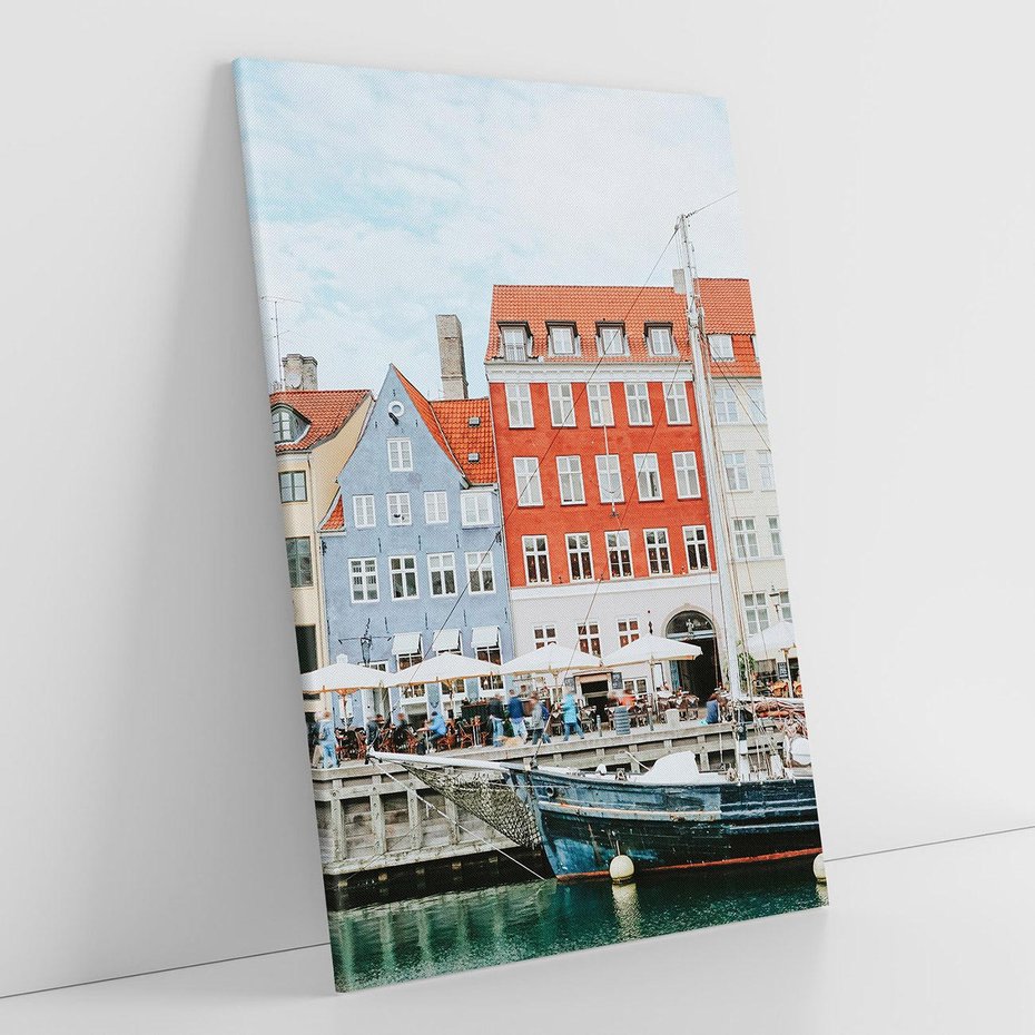 Obraz na płótnie 70x100 - Miejska Dynamika - Dania, Kopehaga