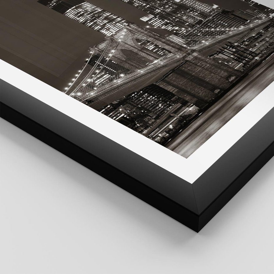 Plakat w ramie 40x50 - Magia miasta nocą - miasto, noc - rama czarna