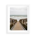 Plakat w ramie 40x50 - Morze i drewniany pomost - morze, pomost - rama biała