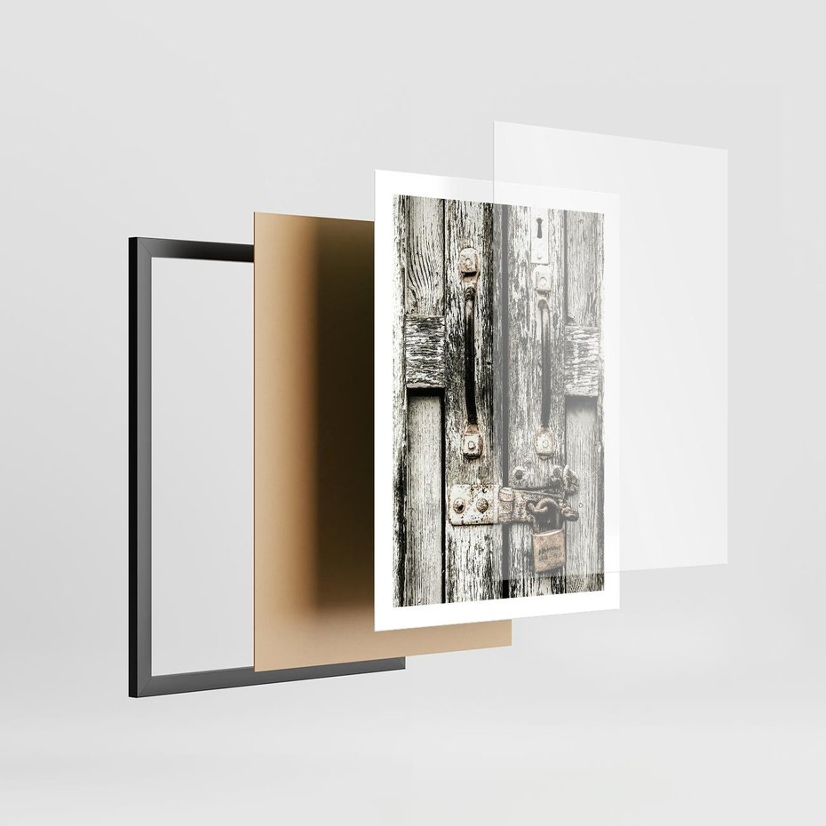 Plakat w ramie 50x70 - Retro Drzwi: Zamknięta Tajemnica - stare drzwi, kłódka - rama czarna
