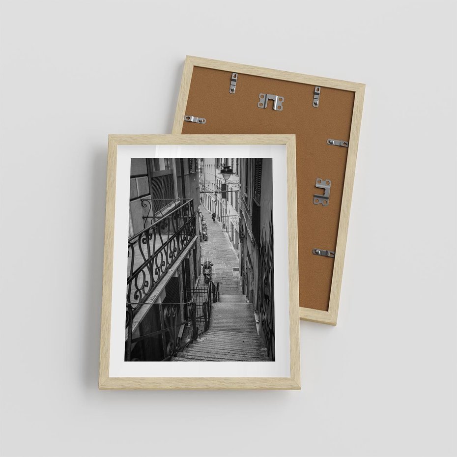 Plakat w ramie 30x40 - Magiczne spacery - uliczka, perspektywa - rama drewno