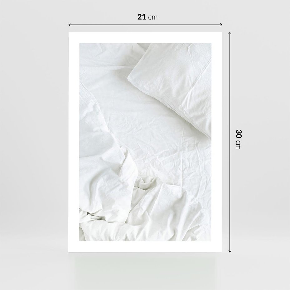 Plakat bez ramy 21x30 - Sztuka i Komfort - pościel, biała kołdra poduszka