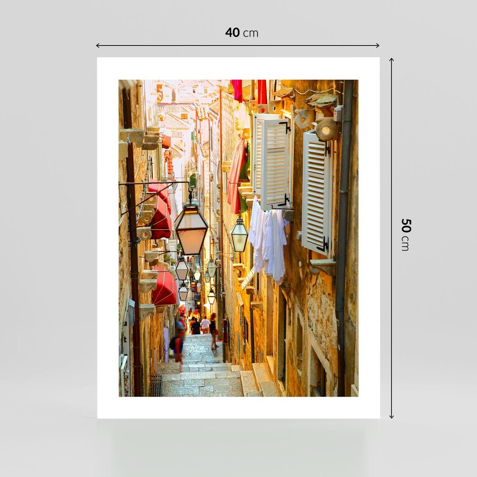 Plakat bez ramy 40x50 - Odkryj tajemnice miasta - uliczka, perspektywa