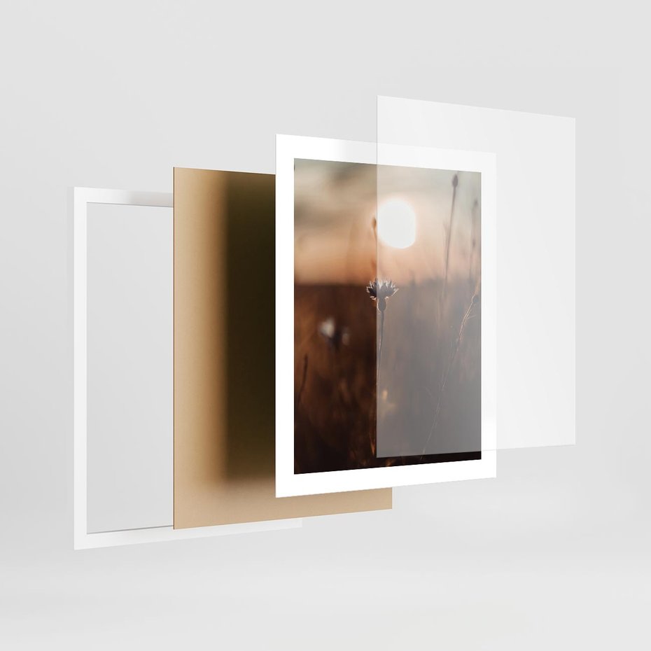 Plakat w ramie 40x50 - Spokój łąki pod zachodem słońca - zachód, słońca - rama biała