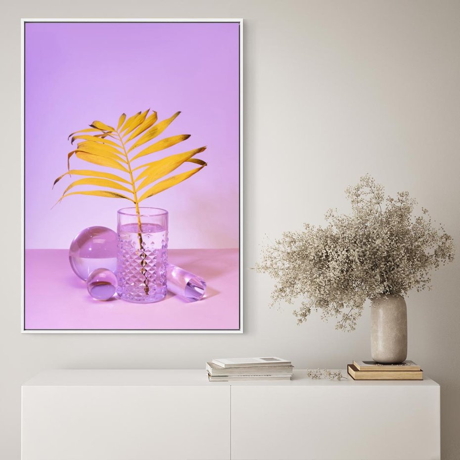 Obraz w ramie 50x70 - Minimalizm i Urok Natury - liście, pastele - rama biała