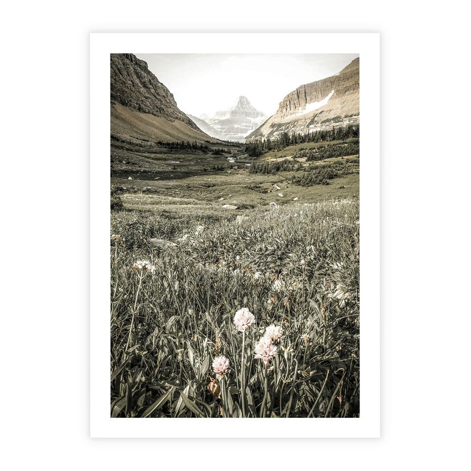 Plakat bez ramy 21x30 - Nostalgiczne Góry - górski krajobraz, łaka w górach