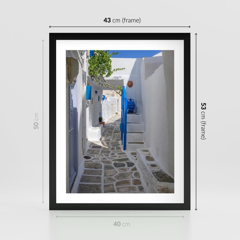 Plakat w ramie 40x50 - Uroki Santorini: Perspektywiczna Uliczka - uliczka, perspektywa - rama czarna