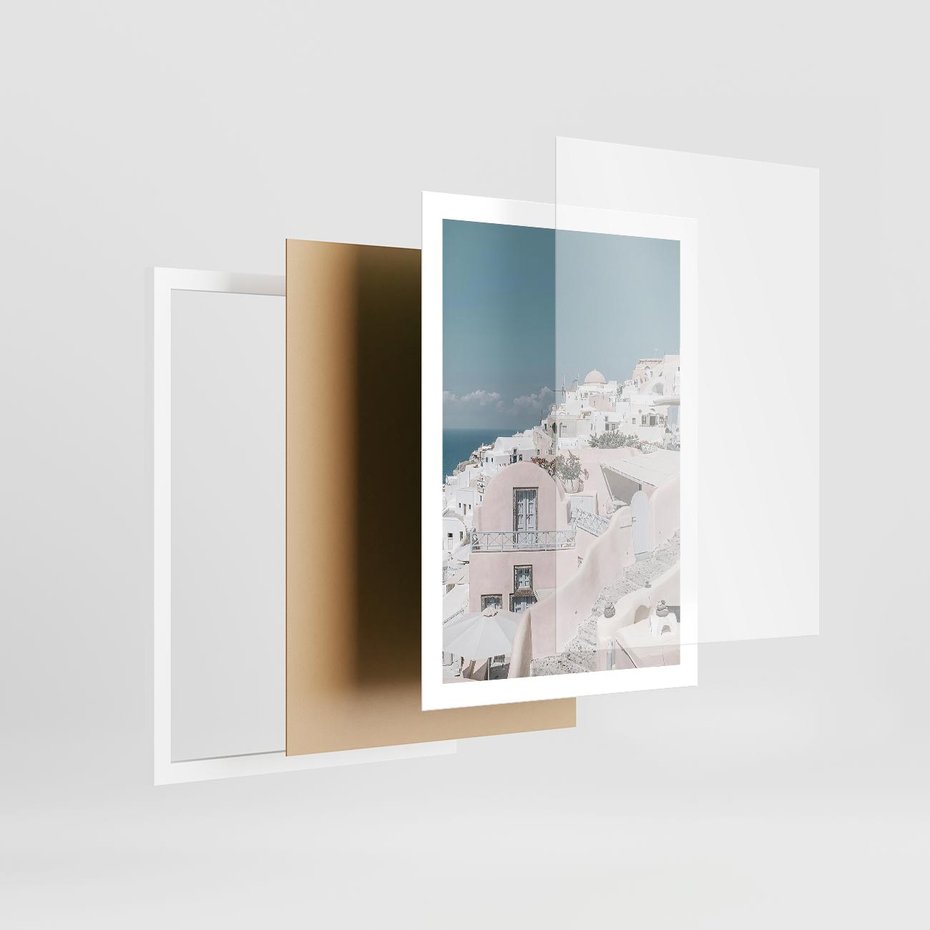 Plakat w ramie 50x70 - Śródziemnomorski Urok - zdjęcie Santorini, białe budynki - rama biała