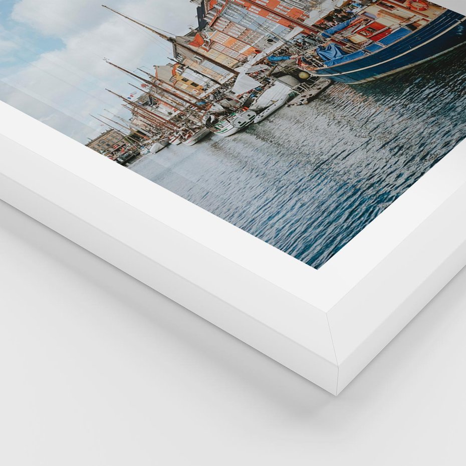 Plakat w ramie 30x40 - Wibracje Miejskiego Klimatu - Dania, Kopehaga - rama biała