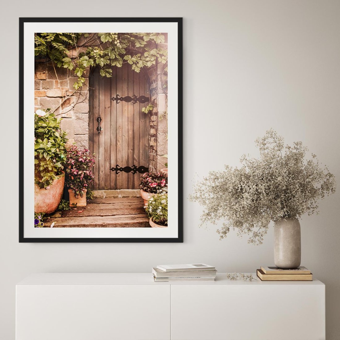 Plakat w ramie 40x50 - Stare drzwi pełne historii - drzwi, stare - rama czarna