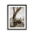 Plakat w ramie 30x40 - Rustykalna Tradycja - koło starego wozu, rustykalny styl - rama czarna