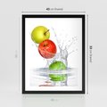 Plakat w ramie 40x50 - Jabłkowa Fantazja - owoce, jabłka - rama czarna