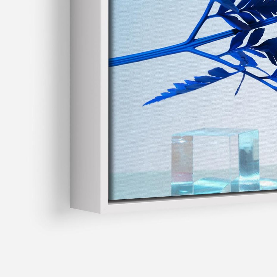 Obraz w ramie 100x70 - Intensywny Kolor Natury - liście, kobalt - rama biała