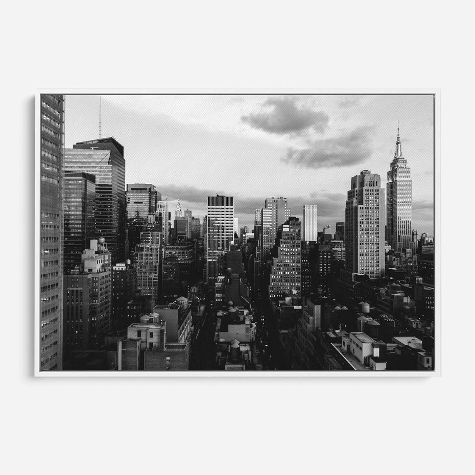 Obraz w ramie 70x50 - Wibracje Miejskiego Życia - miasto, wieżowce - rama biała