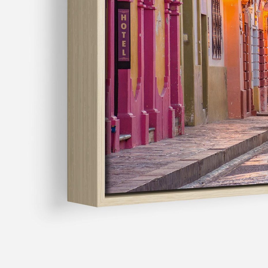 Obraz w ramie 120x80 - W stronę marzycielskich horyzontów - włoska uliczka, wieczór - rama drewno