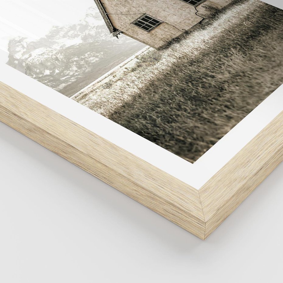 Plakat w ramie 50x70 - Ciepła Atmosfera - dom, stary dom w górach - rama drewno