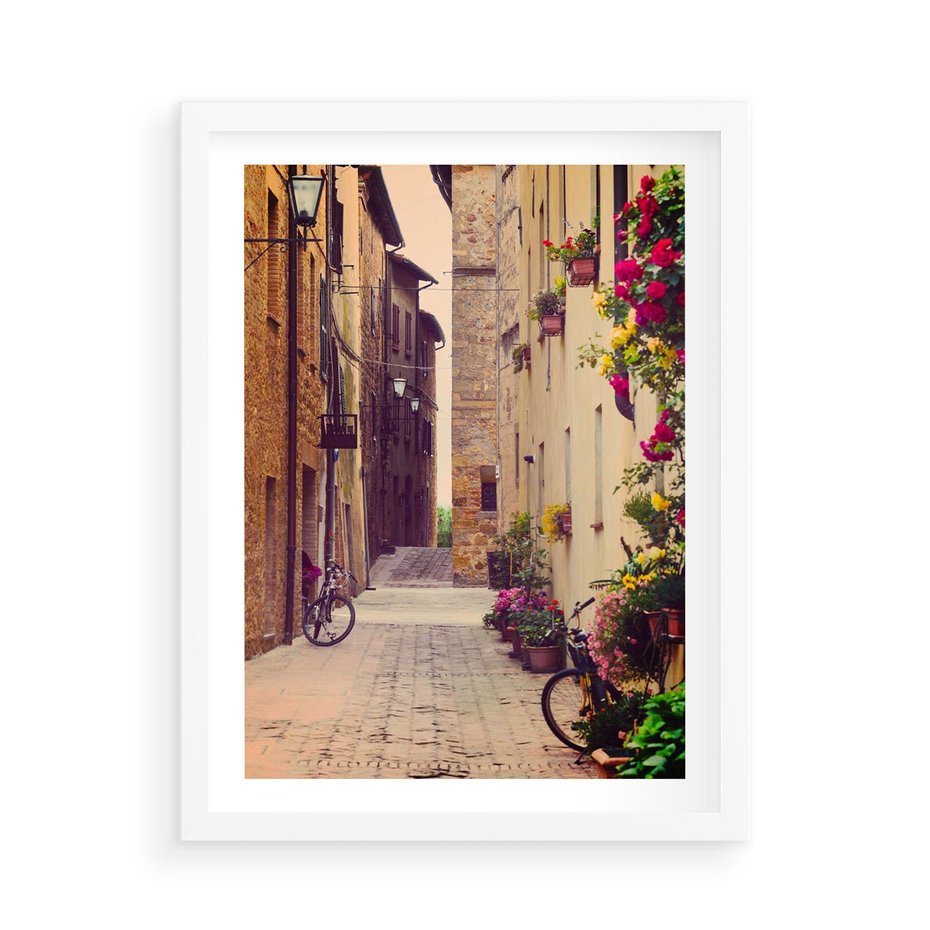 Plakat w ramie 50x70 - Rowerowa przygoda w uliczkach pełnych perspektywy - uliczka, perspektywa - rama biała