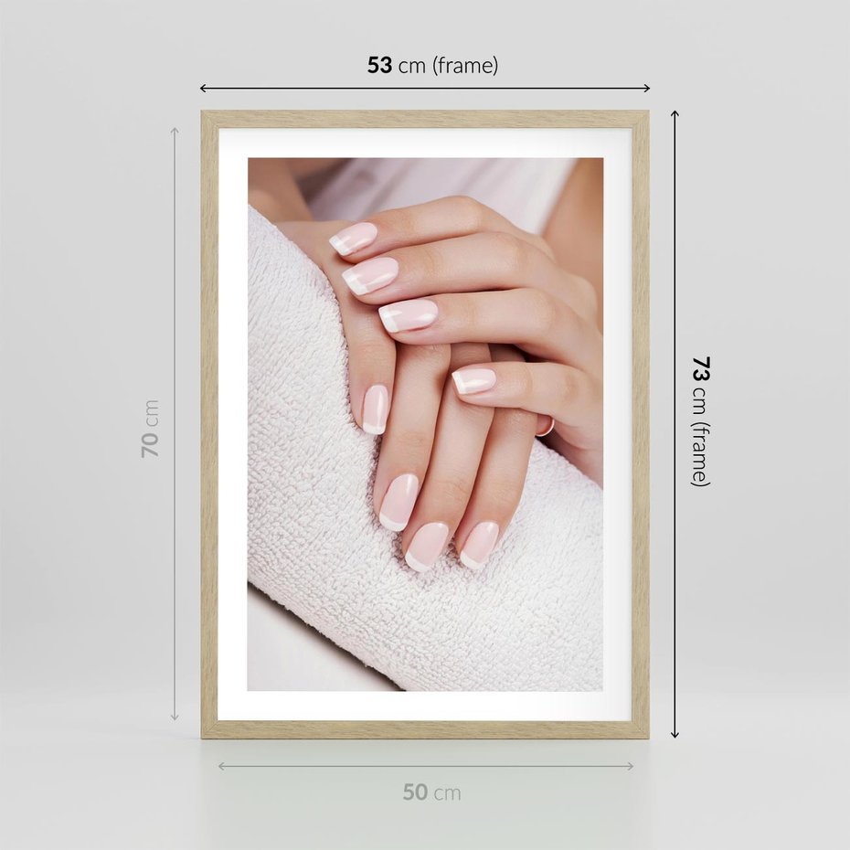 Plakat w ramie 50x70 - Piękno manicure - manicure, paznokcie - rama drewno