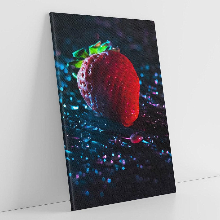 Obraz na płótnie 70x100 - Truskawka Kropelkowy Urok - truskawka, krople