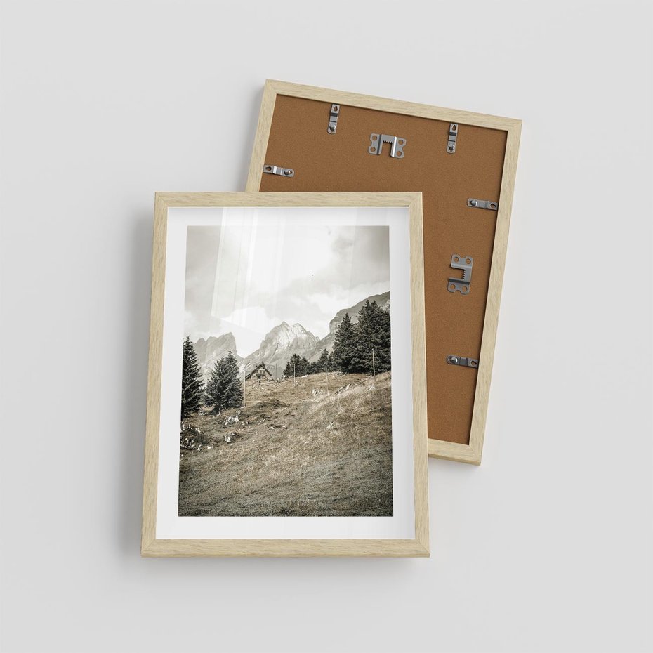 Plakat w ramie 30x40 - Krajobraz Sepii: Domek w Górach - domek w górach, góry - rama drewno