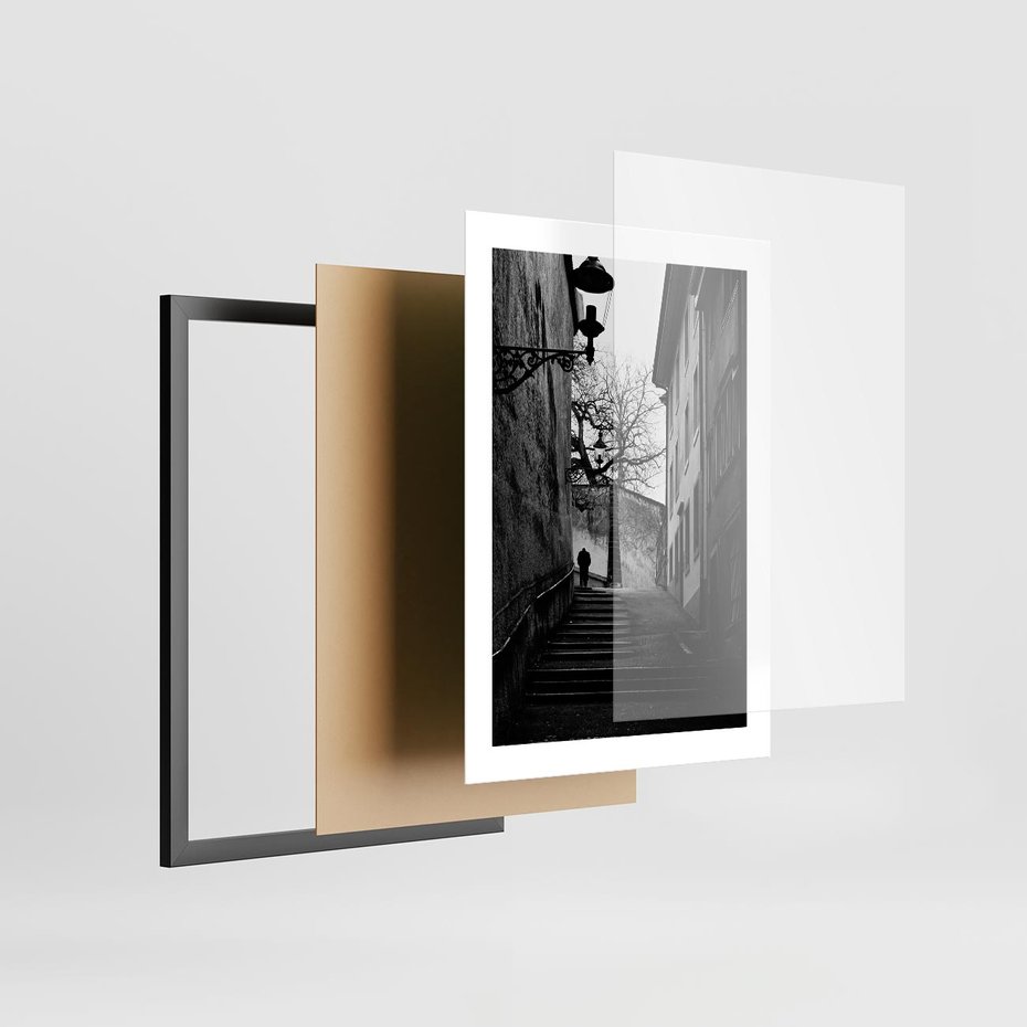 Plakat w ramie 30x40 - Ukryta Uliczka - czarno białe zdjęcie, schody - rama czarna