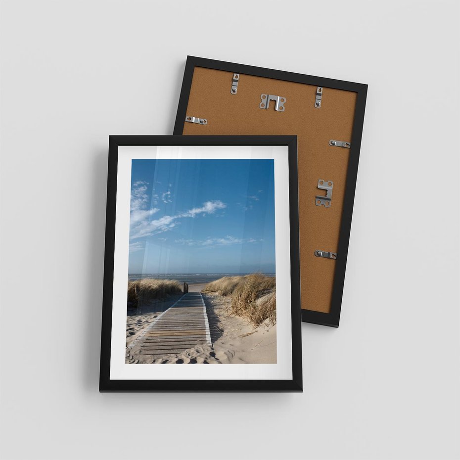 Plakat w ramie 30x40 - Boho na Plaży - plaża, pomost - rama czarna