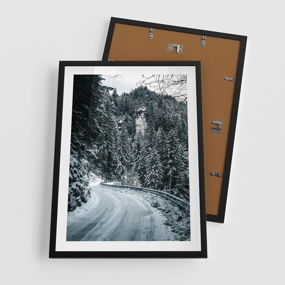 Plakat w ramie 50x70 - Zimowa Przygoda - zima w górach, droga - rama czarna