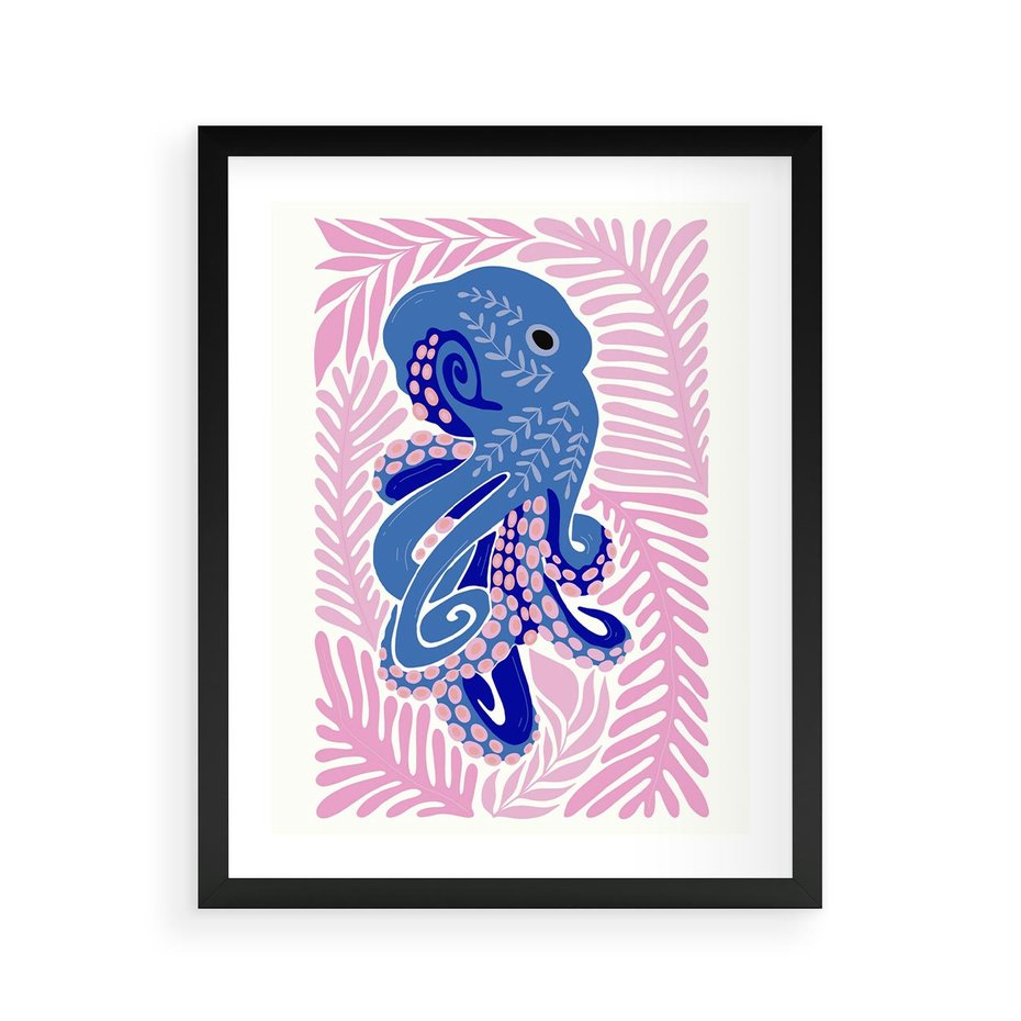 Plakat w ramie 40x50 - Rozkwitające marzenia - abstrakcyjna kompozycja, niebieska ośmiornica wśród różowej roślinnośći - rama czarna