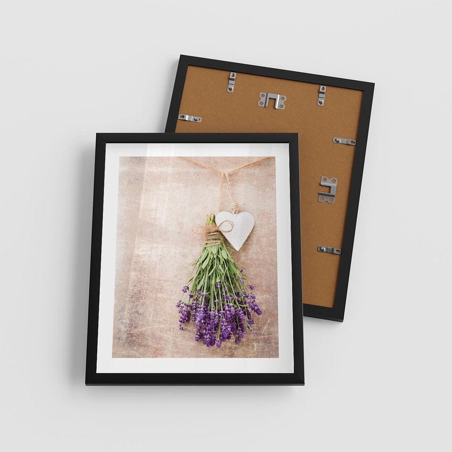 Plakat w ramie 40x50 - Romantyczny urok - lawenda, bukiet - rama czarna