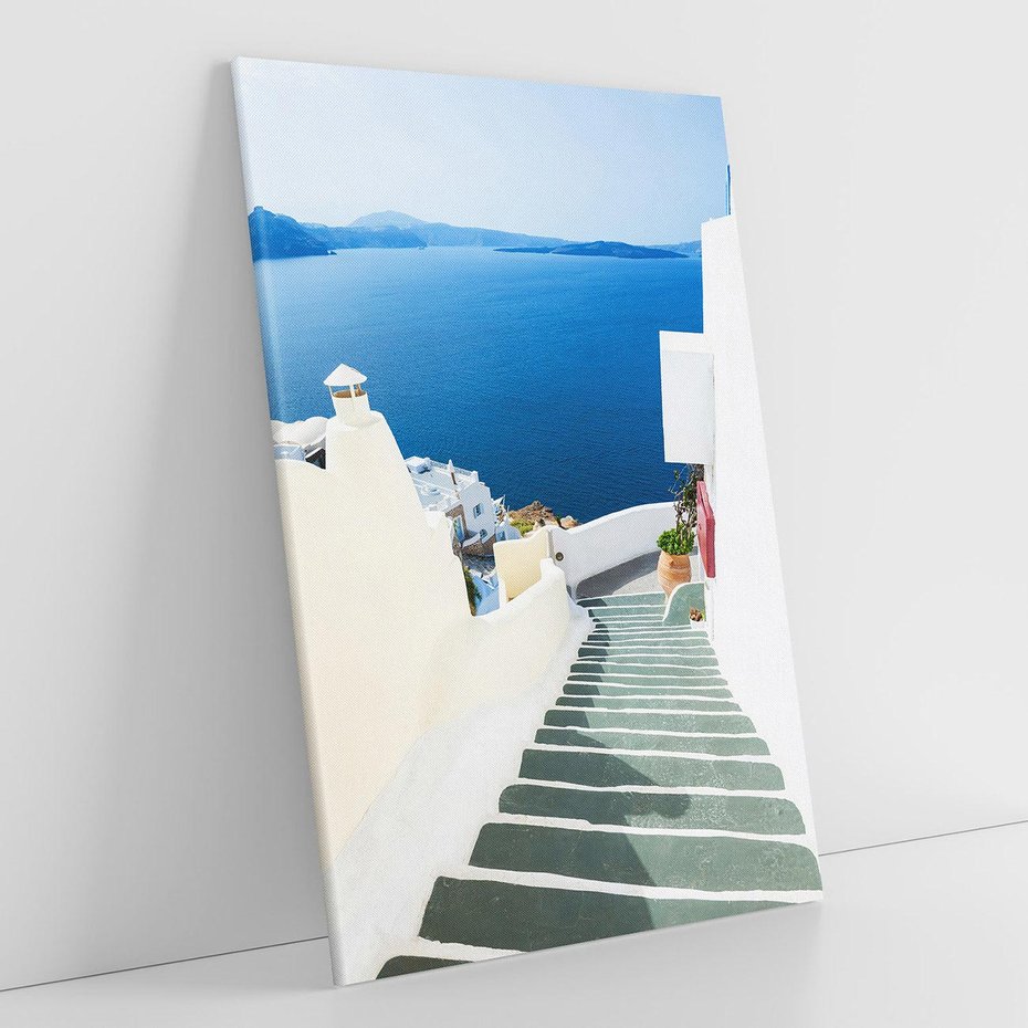 Obraz na płótnie 80x120 - Malowniczy urok wyspy - Santorini, schodki