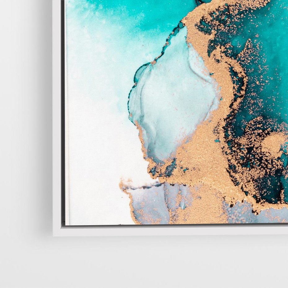 Obraz w ramie 80x80 - Elegancja i Subtelność - marmur, złoto - rama biała