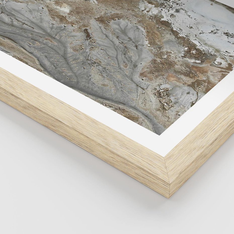 Plakat w ramie 50x70 - Spokój w Beżu - zdjęcie, naturalna tekstura - rama drewno