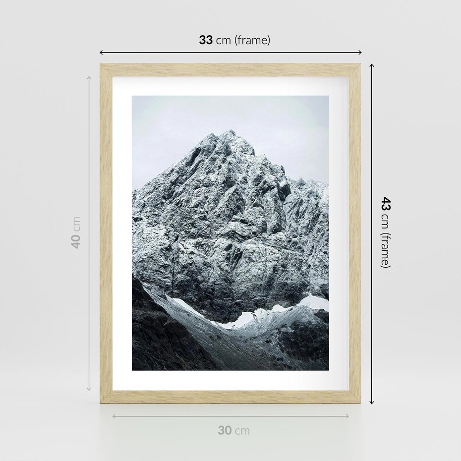 Plakat w ramie 30x40 - Surowość Gór - śnieg, zima w górach - rama drewno