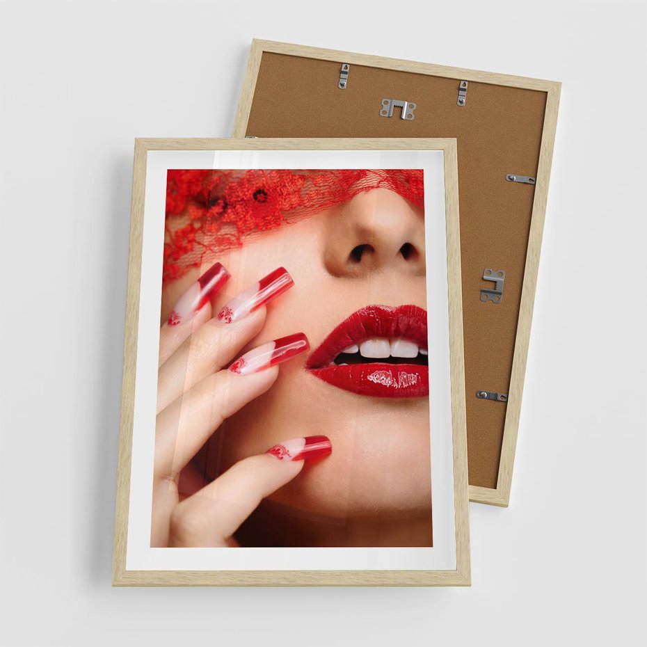 Plakat w ramie 50x70 - Piękno manicure: kolory i elegancja - paznokcie, manicure - rama drewno