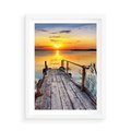 Plakat w ramie 50x70 - Zachód nad jeziorem z pomostem - pomost, jezioro - rama biała