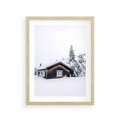 Plakat w ramie 30x40 - Zimowy Azyl: Domek w Górach - domek w górach, śnieg - rama drewno