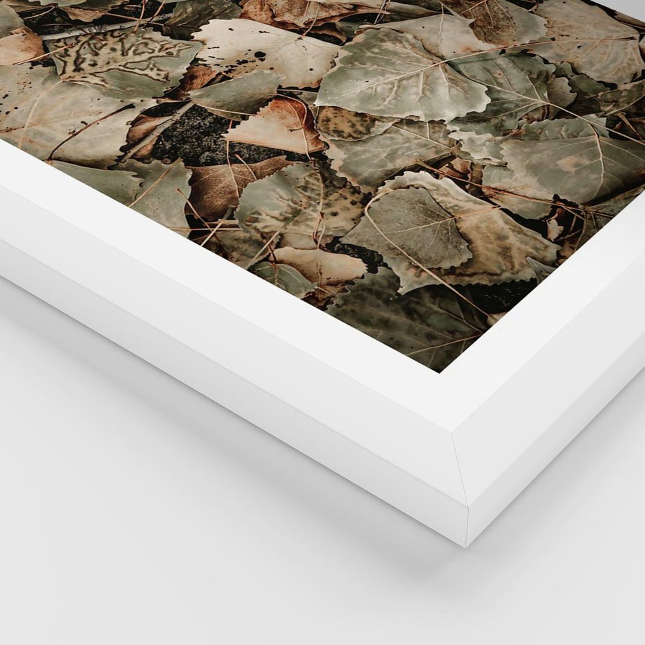 Plakat w ramie 50x70 - Magia Jesiennych Liści - liście, suche liście - rama biała