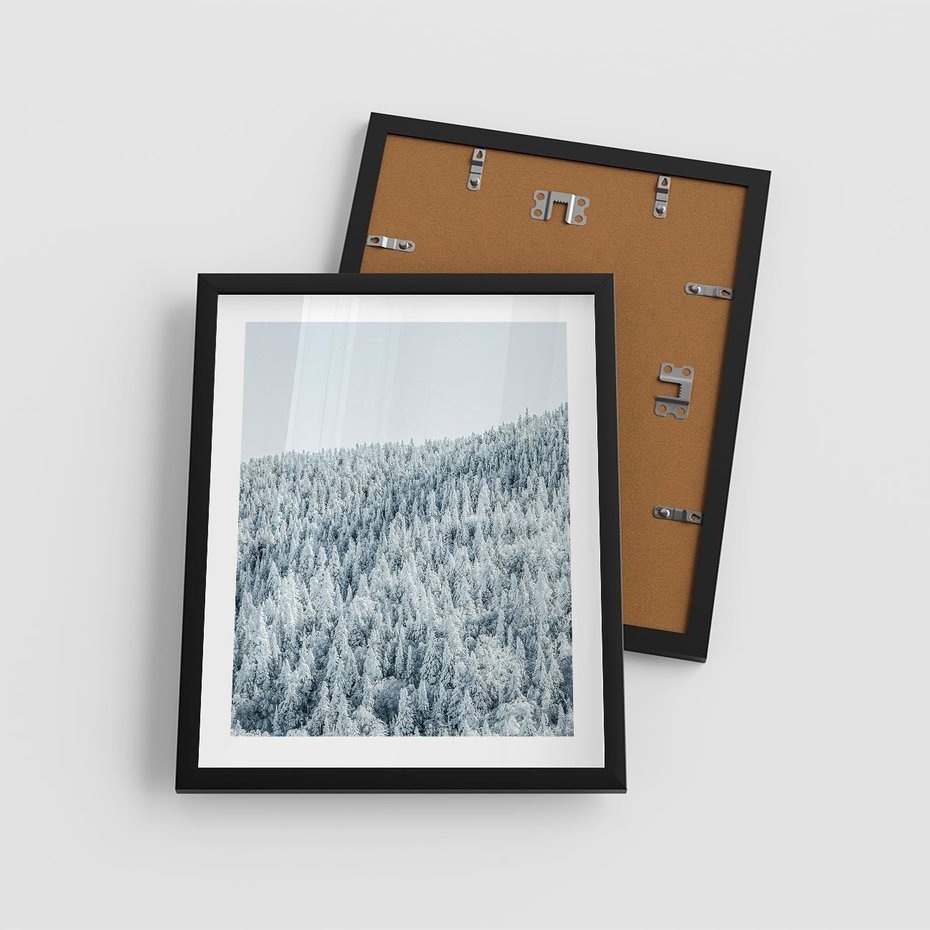 Plakat w ramie 40x50 - Cicha Zima - las, zima - rama czarna