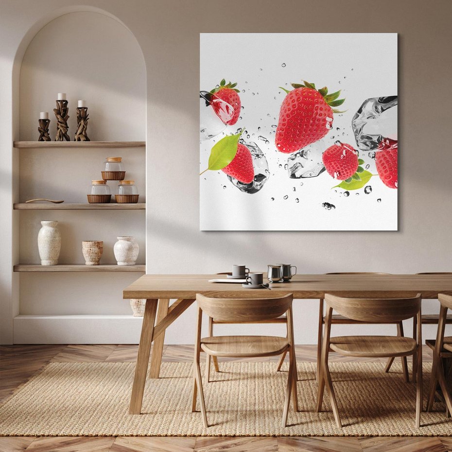 Obraz na płótnie 50x50 - Rajskie truskawki z wodą - truskawki, woda