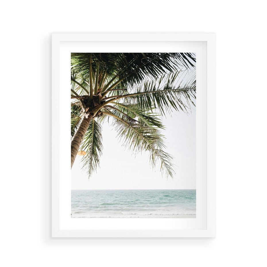 Plakat w ramie 40x50 - Wakacyjne Marzenie - palma nad morzem, - rama biała