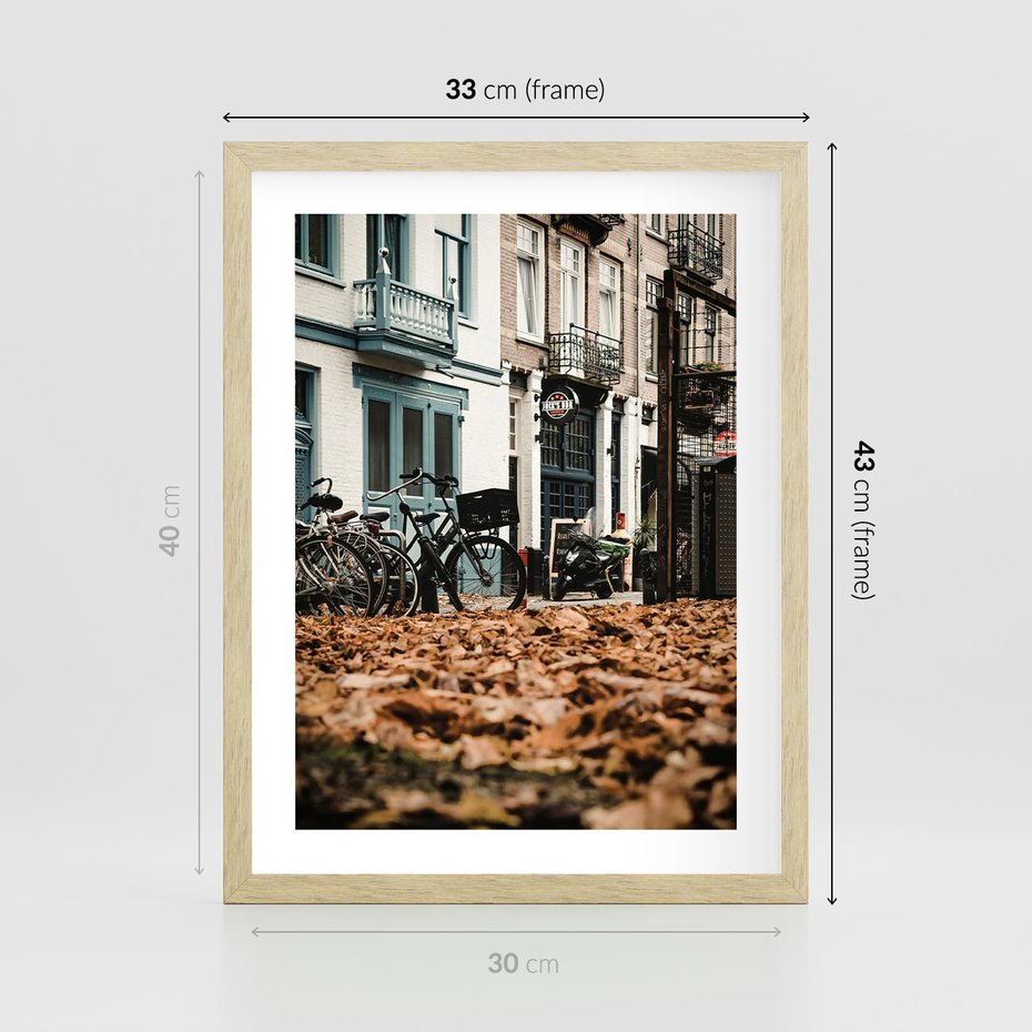 Plakat w ramie 30x40 - Rowery w Mieście pełnym Liści - rower, miasto - rama drewno