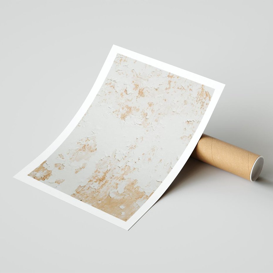 Plakat bez ramy 21x30 - Beżowa Ściana z Łuszczącą Się Farbą - stara ściana, beżowa