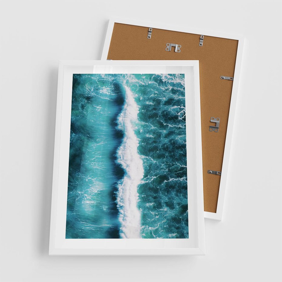 Plakat w ramie 50x70 - Błękitna Siła Oceanu - fale, ocean - rama biała