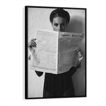 Obraz w ramie 70x100 - Nowe Wiadomości - retro zdjęcie, czarno białe - rama czarna