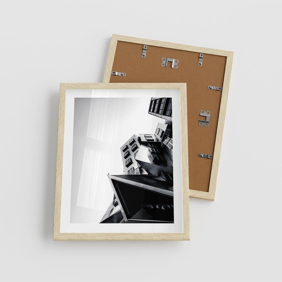 Plakat w ramie 40x50 - Czarno-Biały Świat - architeltura, surowość - rama drewno